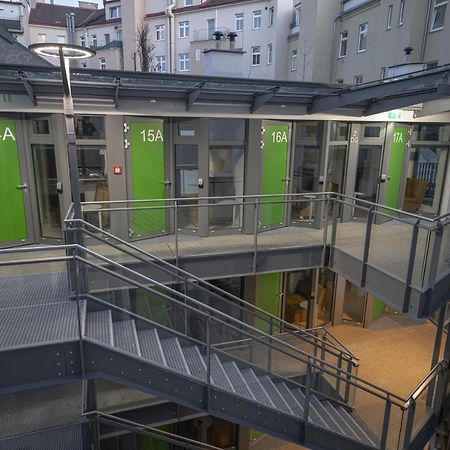 Smart Nano Living - Wien Hauptbahnhof - Self Check-In Kültér fotó